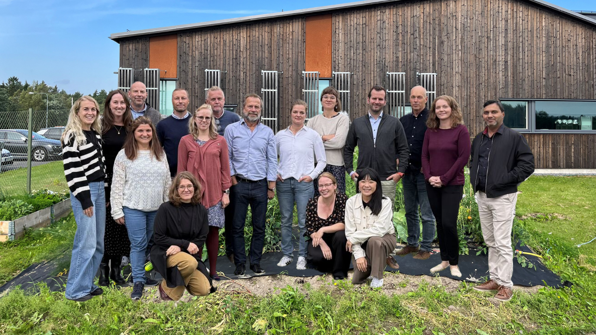 <span id="hs_cos_wrapper_name" class="hs_cos_wrapper hs_cos_wrapper_meta_field hs_cos_wrapper_type_text" style="" data-hs-cos-general-type="meta_field" data-hs-cos-type="text" >Scaling up to root real change in fertilizer</span>